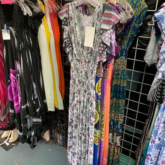 Clothes - Picture 8 of 8